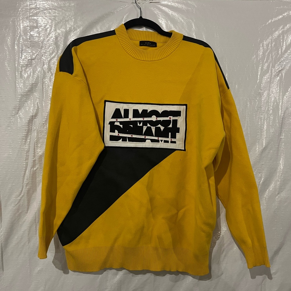 Zara Yellow Knit Sweater Size Large
